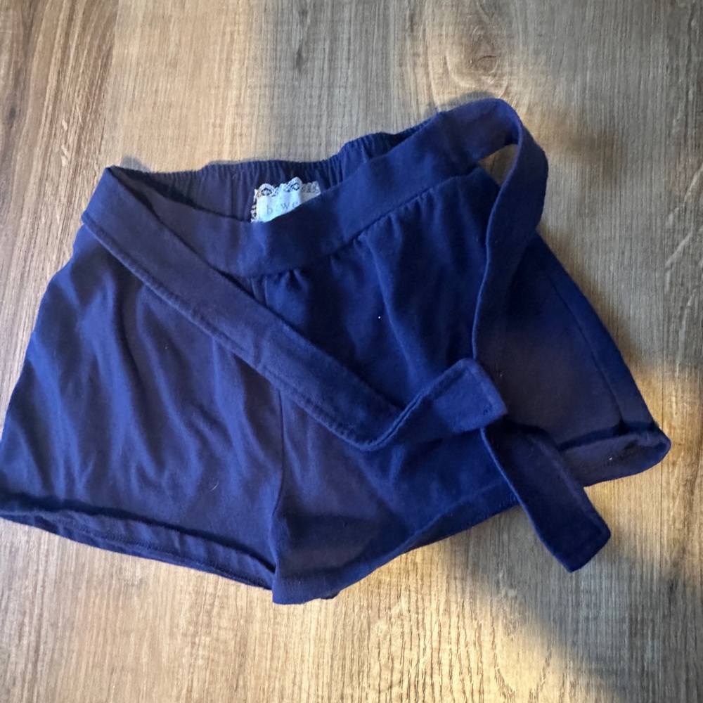 Girls size 7‎ Btween Navy Blue Tie Shorts - Picture 2 of 5